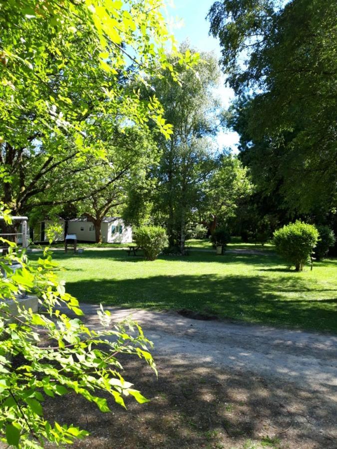 Camping De Baignes Hotel Esterno foto