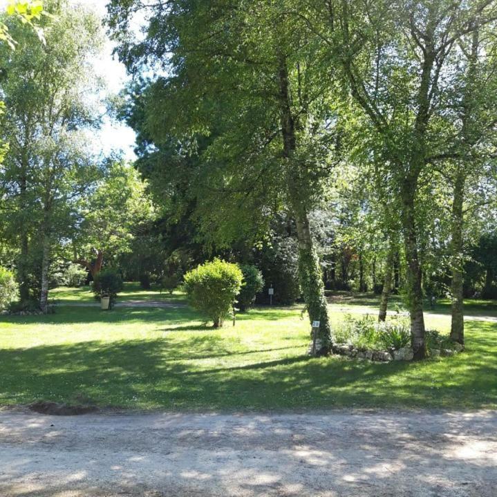 Camping De Baignes Hotel Esterno foto